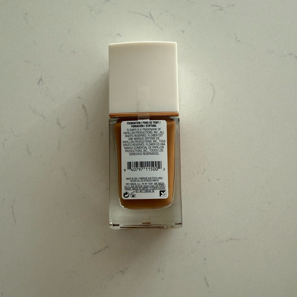 FLOWER Beauty Light Illusion Liquid Foundation SPF‎ 18 - Nutmeg D2 - New Sealed - Picture 5 of 6